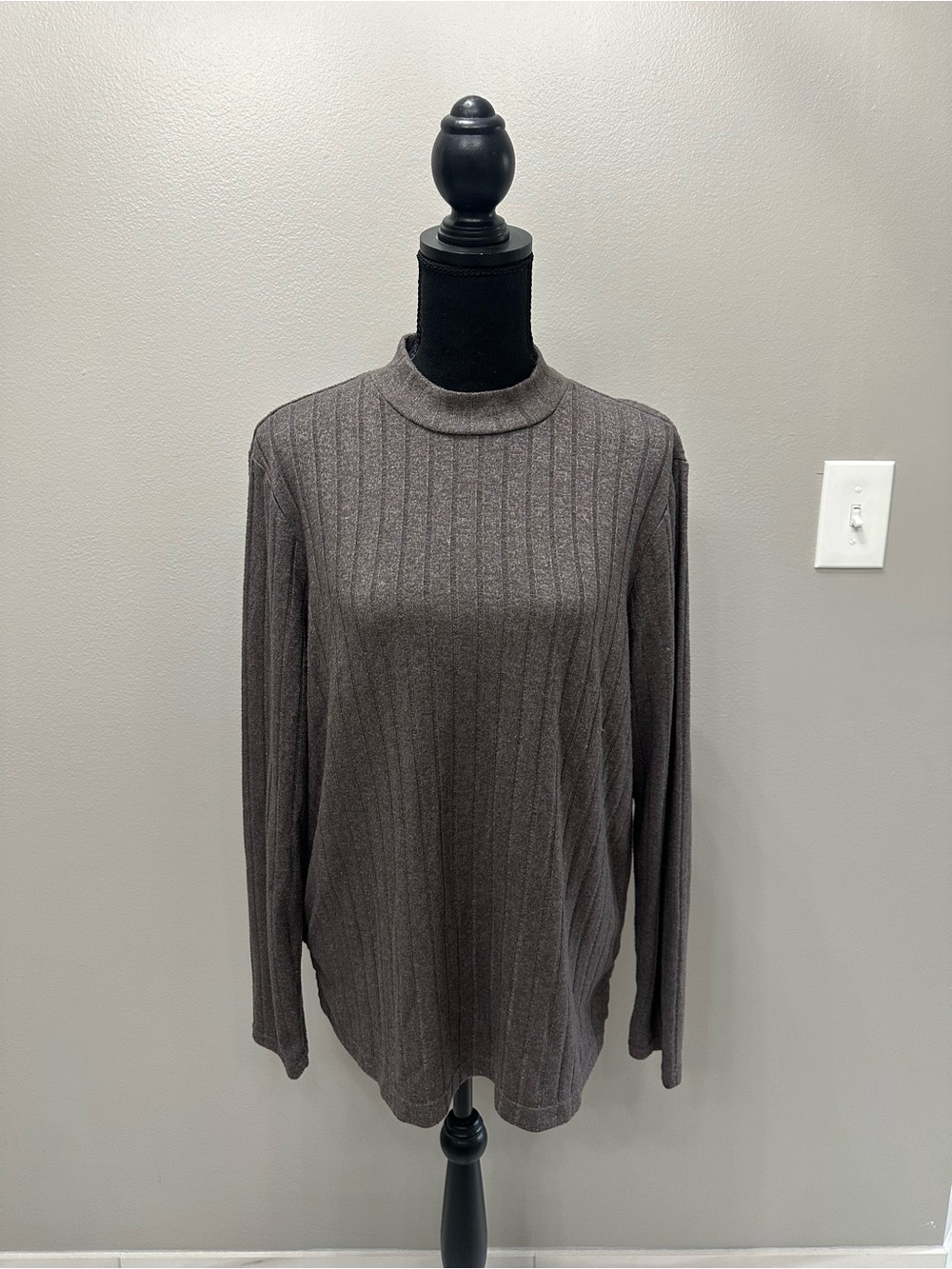 Matty M Women’s Ribbed Turtleneck Sweater - Dark Brown